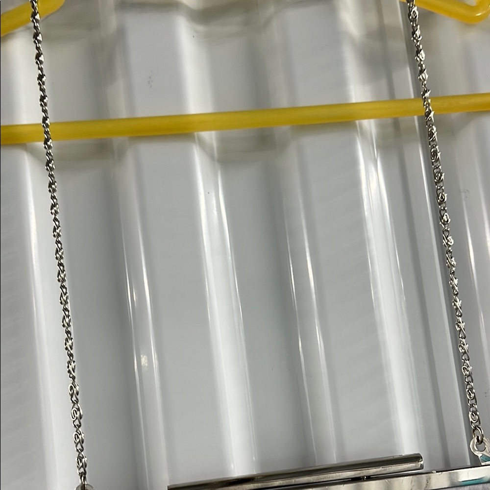 Chic Metallic Clutch with Chain Strap - Picture 6 of 9